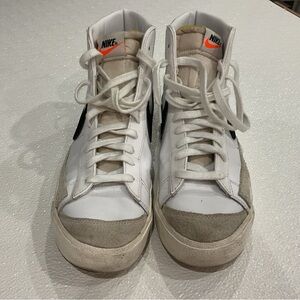 Nike Blazer Mid '77 Vintage White Black logo CZ1055-100